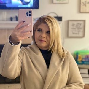 Meet your Posher, Ninoska